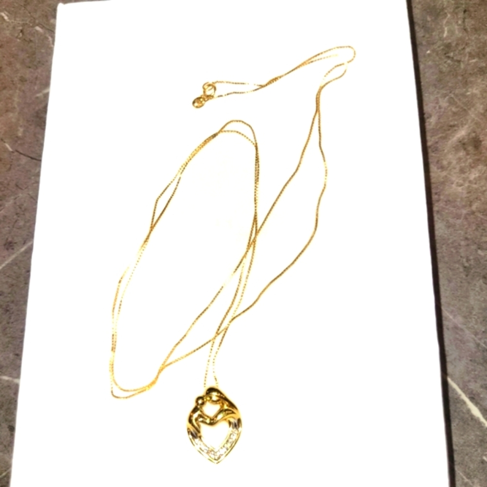 📿Vintage Rare 🛍 Mother and Child Pendant with Chain